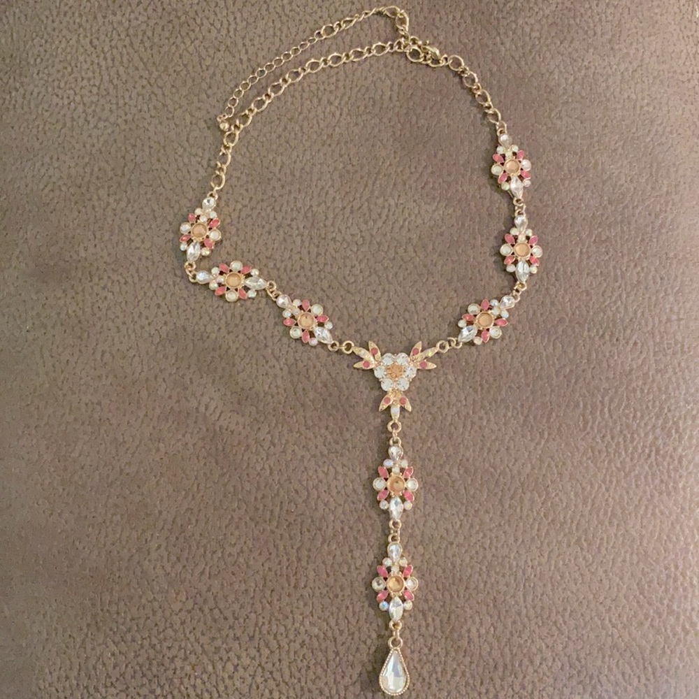 Sassy Jones necklace